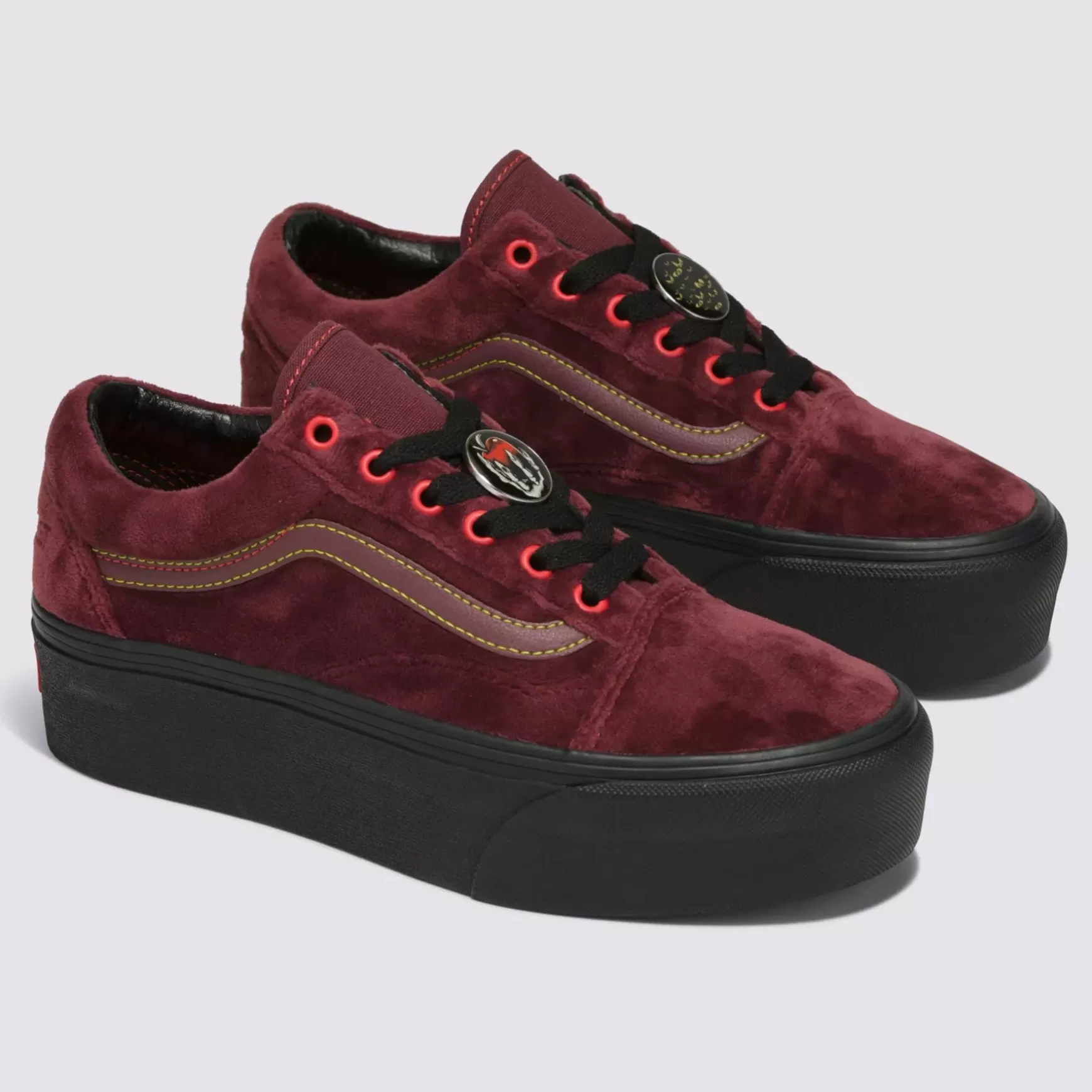 Men VANS Low-Top Shoes>Disney X Old Skool Stackform Shoes